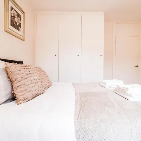 Gorgeous 2-Bedroom London Apartment Exterior photo